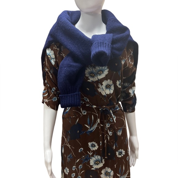 Faithful the Brand NWT for Anthropology  in size 6 with flattering wrap waist - Picture 4 of 13